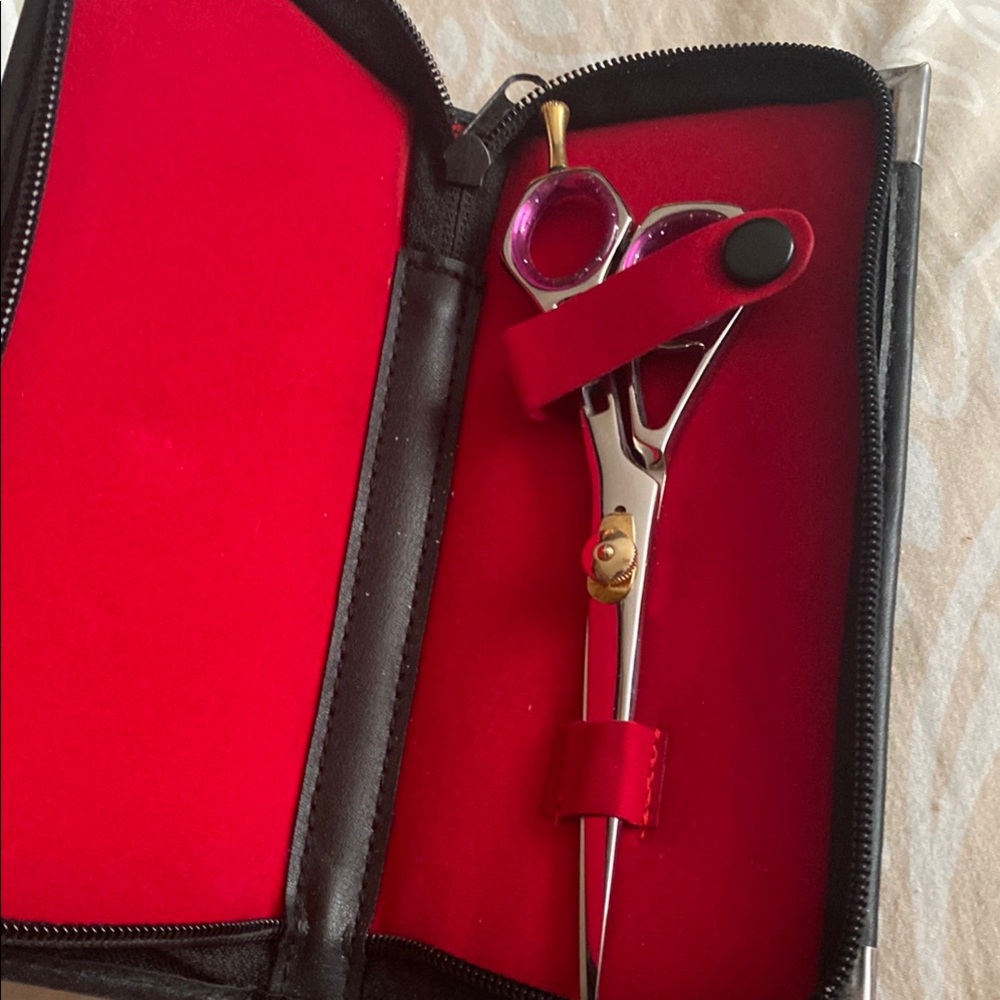 Professional new Matakki Japan 6 inches Hair Cutting Scissors with Case